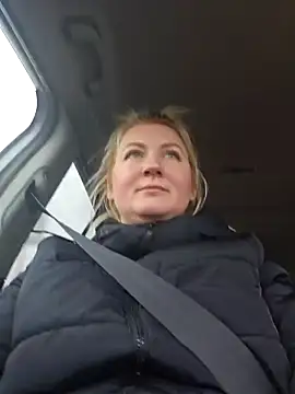 Snapshot of -Schweppes- chatting on December 2024 09:12:01 AM -Schweppes- online show from December 2024 09:12:01 AM