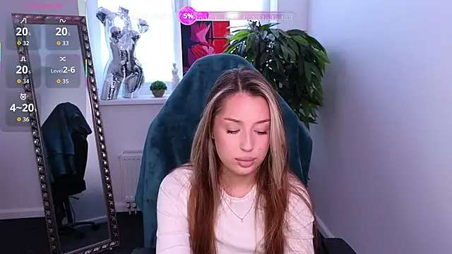 Snapshot of MonicaWeber_ chatting on September 2025 07:56:02 AM MonicaWeber online show from September 2025 07:56:02 AM