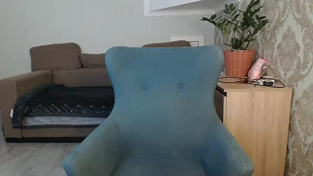 Snapshot of Mallinia chatting on October 2025 10:05:02 AM Mallinia online show from October 2025 10:05:02 AM