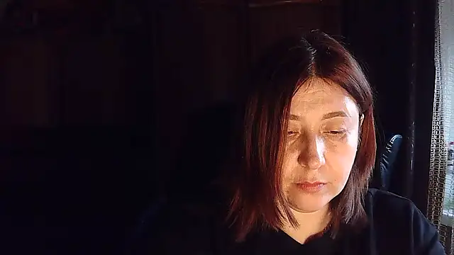 FiireTaliia online show from January 2025 01:06:02 PM