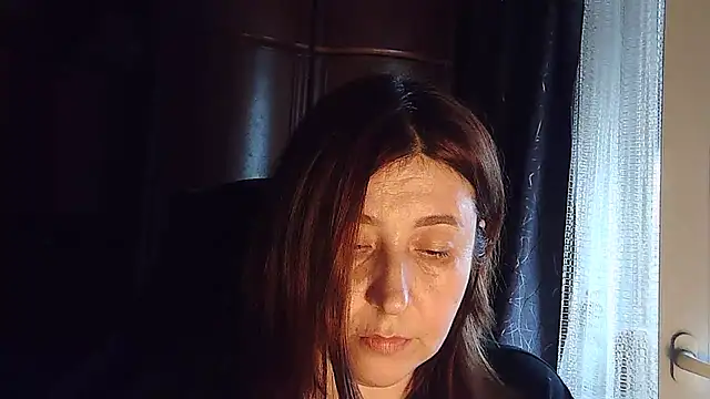 FiireTaliia online show from January 2025 02:04:01 PM