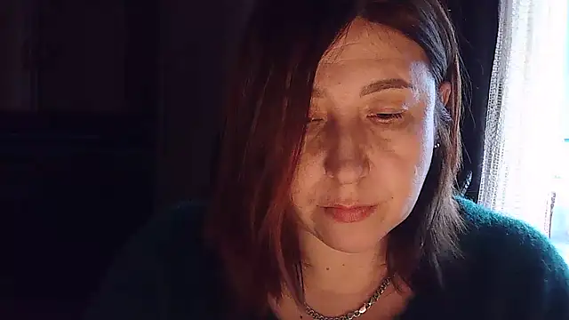FiireTaliia online show from February 2025 01:11:02 PM