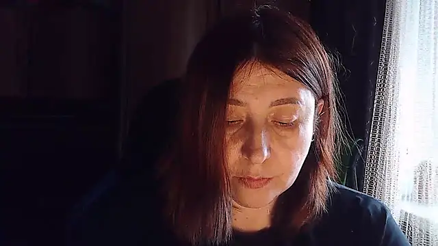 FiireTaliia online show from February 2025 02:02:01 PM