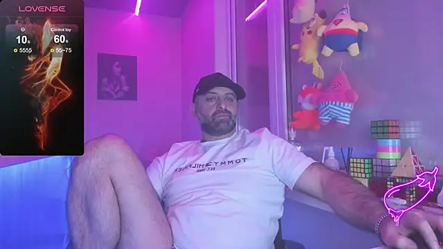 MAGABEAR077 online show from February 2025 10:43:01 PM