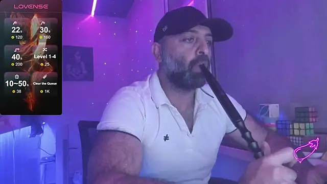 MAGABEAR077 online show from November 2025 07:38:01 PM