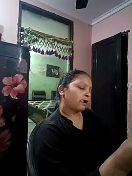 Kavya kapoor online show from February 2025 01:39:02 PM