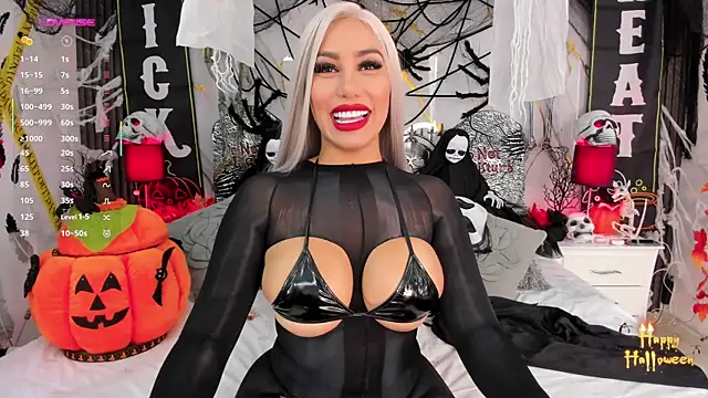 Snapshot of EmilyLeah_ chatting on October 2025 02:59:01 PM EmilyLeah online show from October 2025 02:59:01 PM