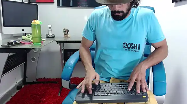 ryan musclexxx online show from December 2024 07:21:01 AM