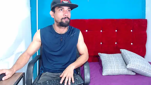 ryan musclexxx online show from January 2025 02:50:02 AM