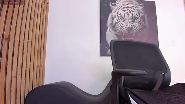 Luke  09 online show from October 2025 11:33:02 AM