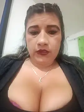 Hannahcandyy online show from December 2024 11:06:02 PM