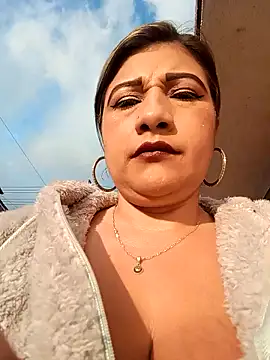 Hannahcandyy online show from January 2025 10:19:01 PM
