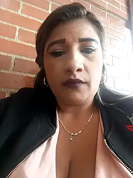 Hannahcandyy online show from January 2025 06:01:02 PM
