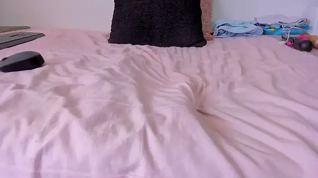 Snapshot of kahta_ardiente_sex chatting on November 2025 02:18:02 PM kahta ardiente sex online show from November 2025 02:18:02 PM