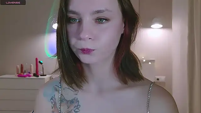 Snapshot of Pink_SeaGul chatting on January 2025 04:46:02 PM Pink SeaGul online show from January 2025 04:46:02 PM