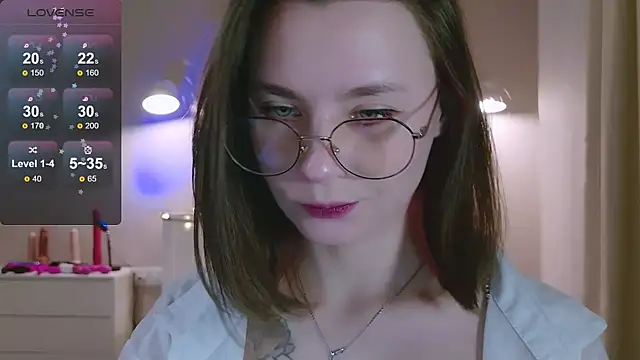 Snapshot of Pink_SeaGul chatting on January 2025 05:05:01 PM Pink SeaGul online show from January 2025 05:05:01 PM