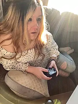 PuckBunny17 online show from December 2024 08:04:01 PM