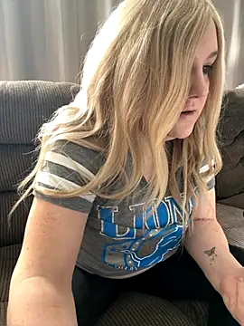 PuckBunny17 online show from October 2025 05:45:01 PM