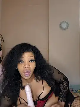 ItsLeyaa online show from November 2025 11:04:02 PM