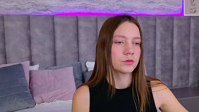 AliceBrayan online show from January 2025 05:10:01 AM