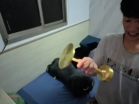 bbhiShark online show from September 2025 12:20:01 PM