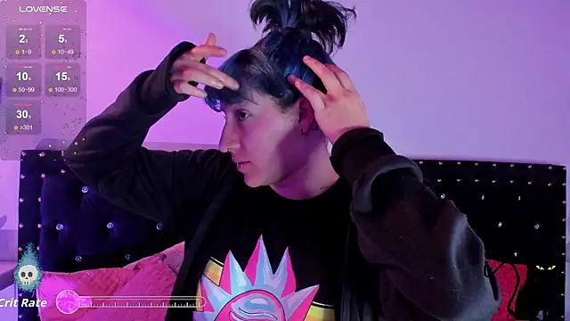 Ghosty Doll online show from October 2025 01:42:02 PM