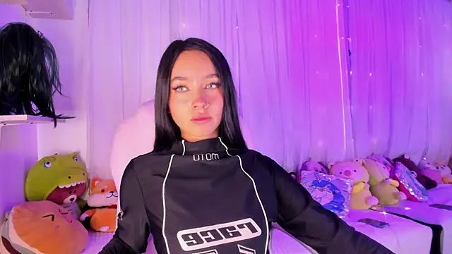 sophie ws online show from January 2025 10:48:01 PM