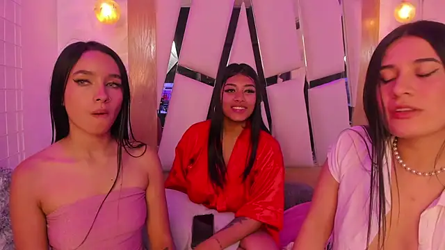 sophie ws online show from January 2025 10:49:01 AM