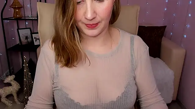 Snapshot of Helens_love chatting on December 2024 07:26:02 AM Helens love online show from December 2024 07:26:02 AM