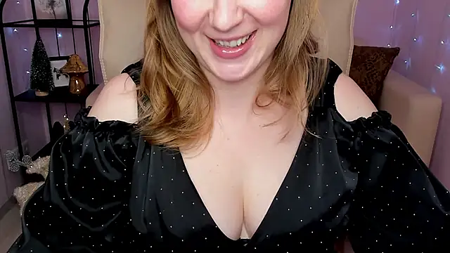 Snapshot of Helens_love chatting on December 2024 07:51:02 AM Helens love online show from December 2024 07:51:02 AM
