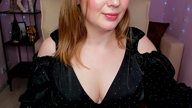 Snapshot of Helens_love chatting on January 2025 07:42:01 AM Helens love online show from January 2025 07:42:01 AM