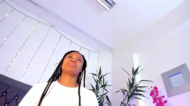 ebony hot1 online show from December 2024 02:11:01 PM
