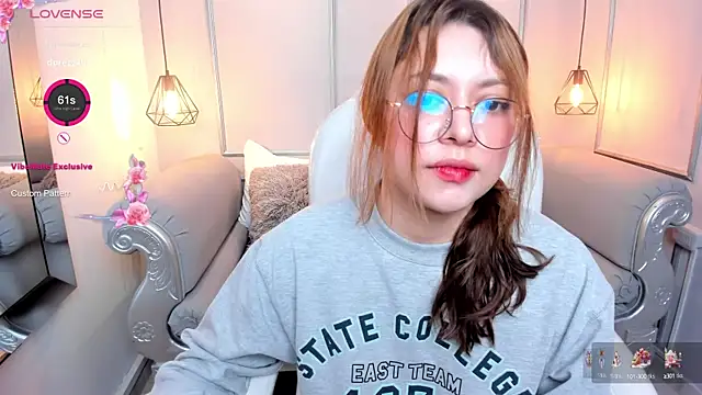 Lanna18 online show from December 2024 03:13:02 PM