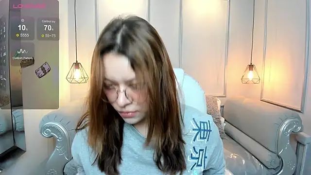 Lanna18 online show from December 2024 11:42:02 AM