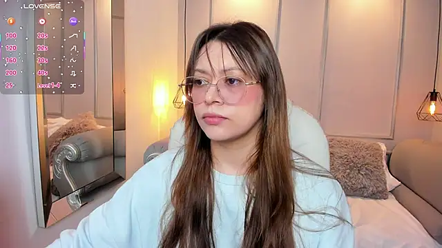 Lanna18 online show from October 2025 11:57:02 AM