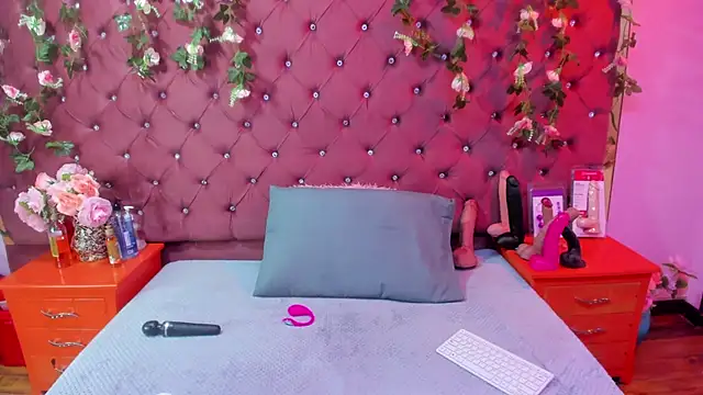 Mariana Prin online show from October 2025 02:45:01 AM