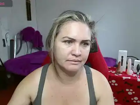 helenca43 online show from February 2025 11:49:02 AM