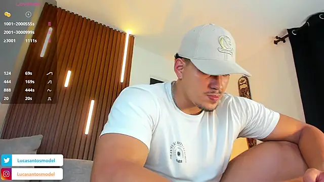 Snapshot of lucasanto_ chatting on November 2025 01:48:02 AM lucasanto online show from November 2025 01:48:02 AM