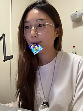 Sweet-Angel999 online show from December 2025 04:02:02 PM