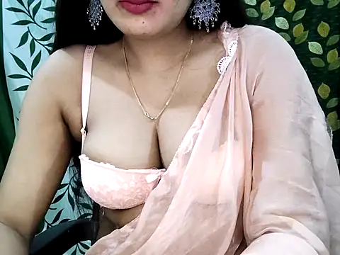 Aarvi Arora online show from October 2025 09:52:01 AM