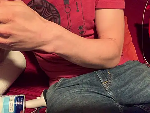 skatebored online show from March 2025 09:14:02 AM