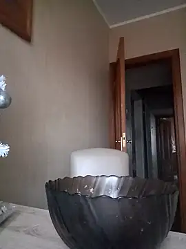 Francenia lolis online show from December 2024 07:29:01 AM