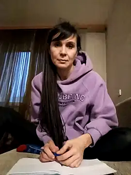 Francenia lolis online show from January 2025 02:56:02 PM