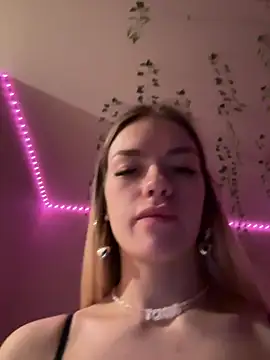 -Sexy Barbie- online show from February 2025 01:06:01 PM