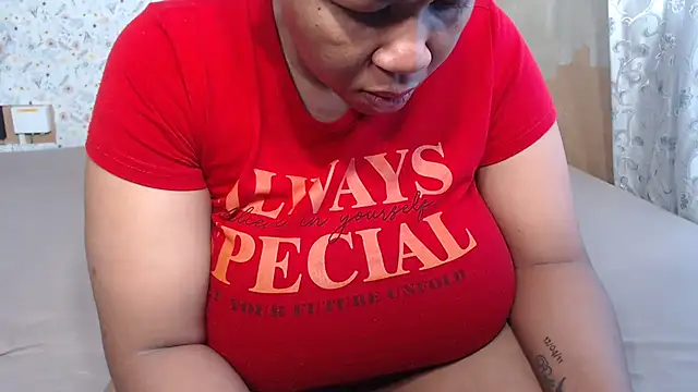 Snapshot of FlavoredNia chatting on November 2025 04:33:02 AM FlavoredNia online show from November 2025 04:33:02 AM