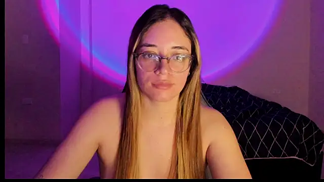 Snapshot of atenas_05_ chatting on October 2025 09:32:02 AM atenas 05 online show from October 2025 09:32:02 AM