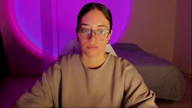 Snapshot of atenas_05_ chatting on October 2025 07:51:02 AM atenas 05 online show from October 2025 07:51:02 AM