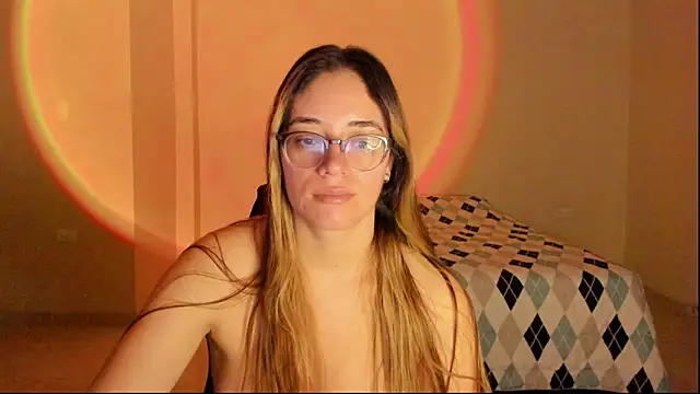 Snapshot of atenas_05_ chatting on October 2025 09:22:01 AM atenas 05 online show from October 2025 09:22:01 AM