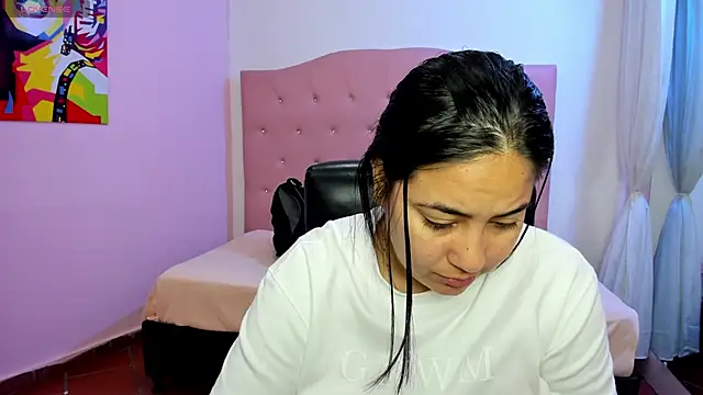 lizzaxs online show from November 2025 01:22:02 PM