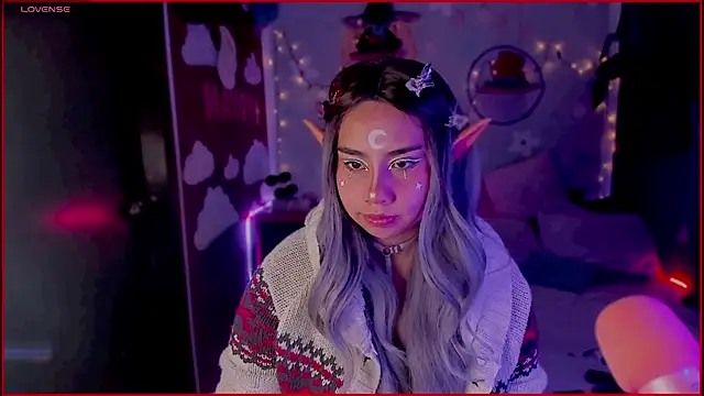 kiki cavilll online show from October 2025 01:45:02 PM